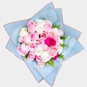 Bouquet de Rosas Rosadas, Blancas y Fucsias